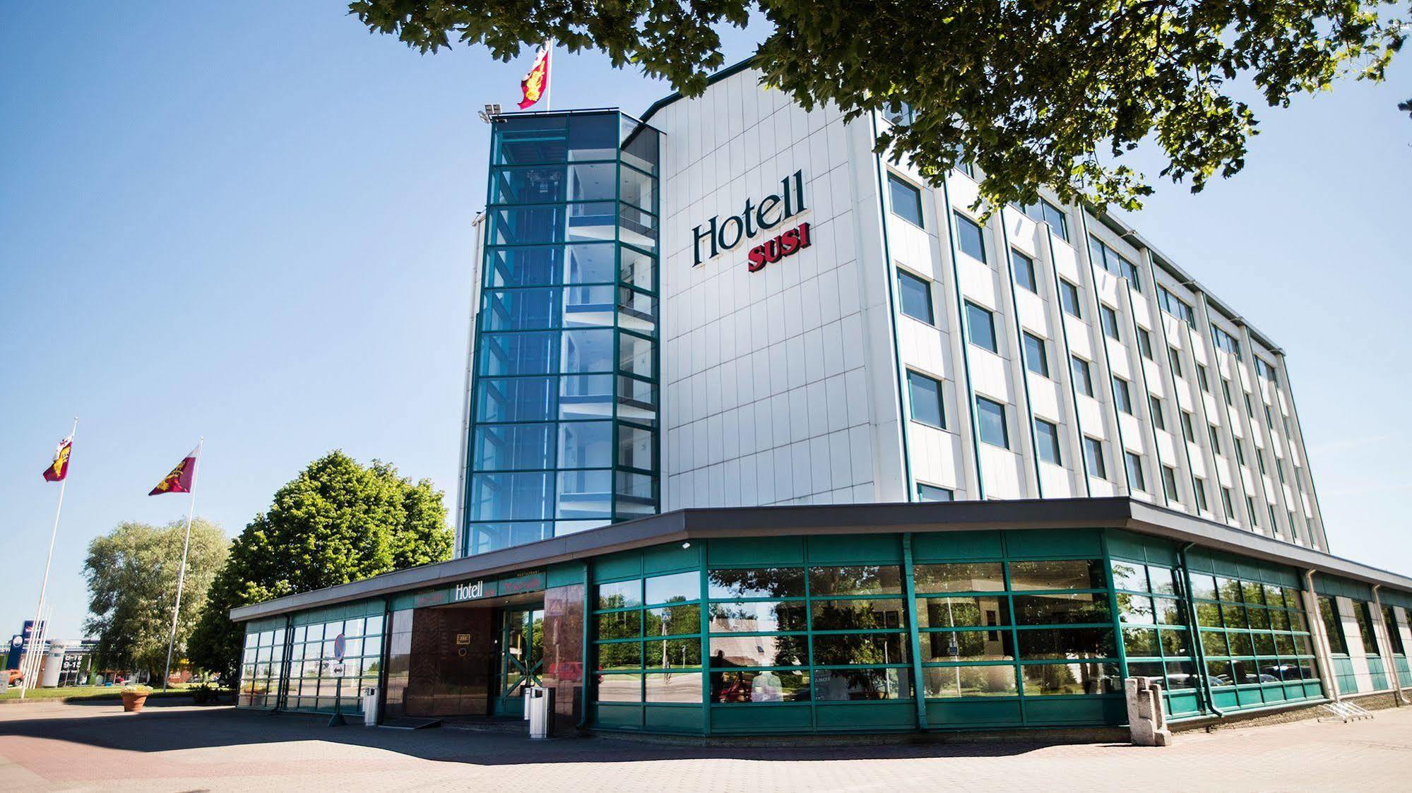 เฮสเตีย โฮเทล ซูซี Hotel ทาลลินน์ ภายนอก รูปภาพ